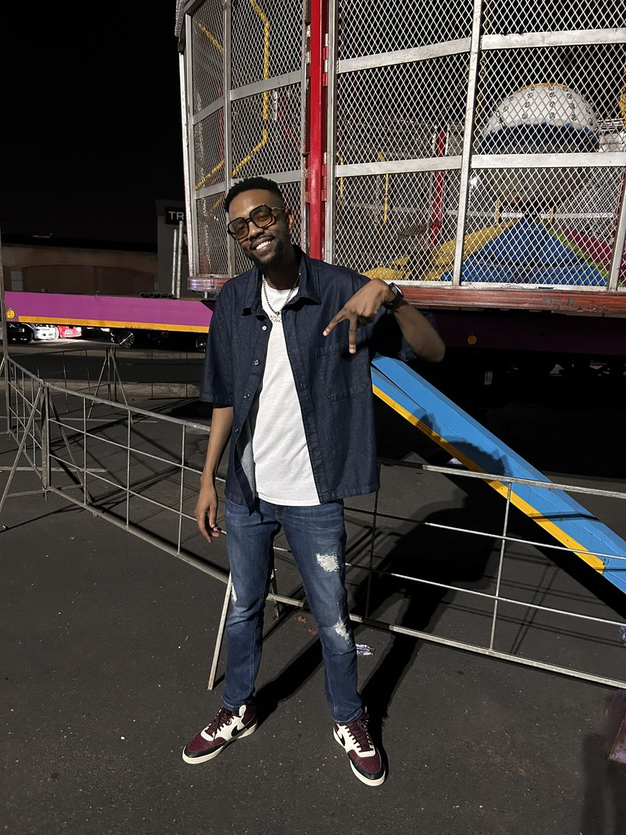 Vusi Alphaa tweet media