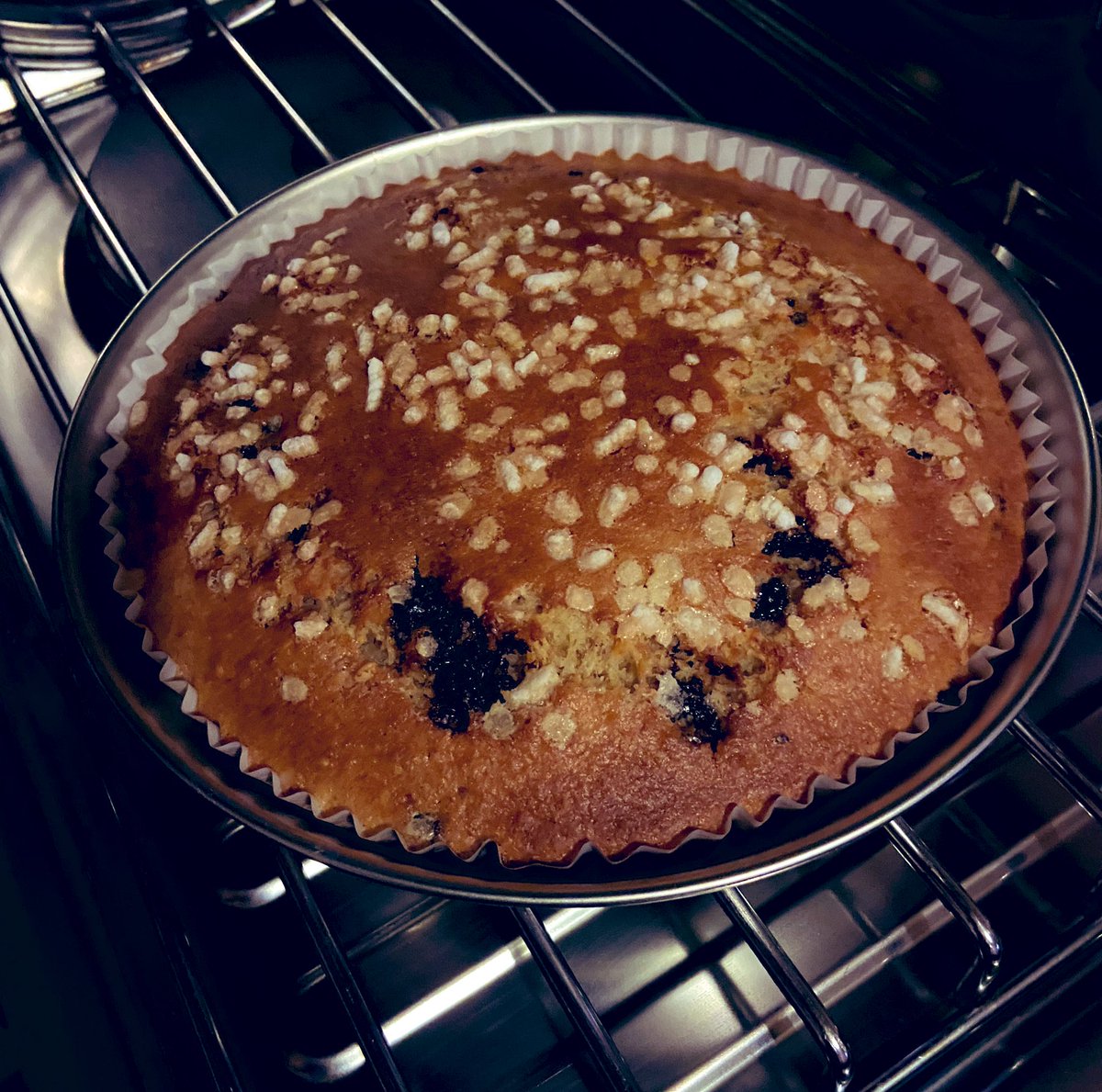 𝑽𝒊𝒐𝒍𝒂 tweet media