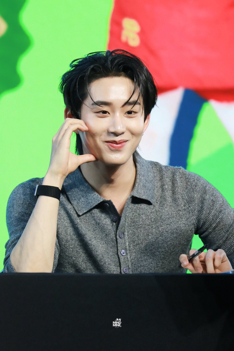 Tomato 🐶🐋💙 tweet media