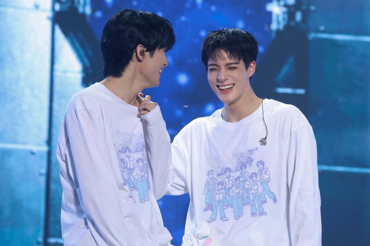 sam 💭 tweet media