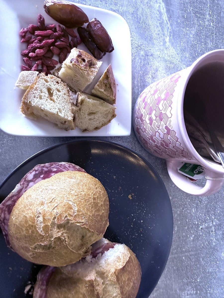 ᴠɪᴄᴋʏ 𝜗𝜚 tweet media