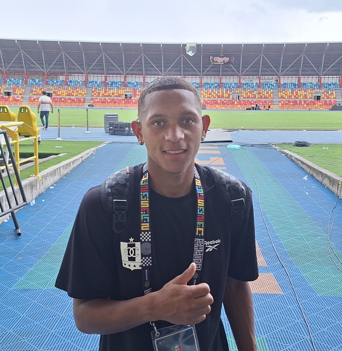 S_Briceno11's tweet photo. Hoy debutó en Once Caldas 1-1 Llaneros: Helieyker José Guzmán Alvis (#21), extremo izquierdo. Nacido el 2 de diciembre de 2006 en Maracaibo, Venezuela. (Doble nacionalidad 🇨🇴🇻🇪). 1.67 mts.

Formado en Zulia F.C. y Atlético Manizales.

Felicitaciones a José. https://t.co/m60Ggban8M