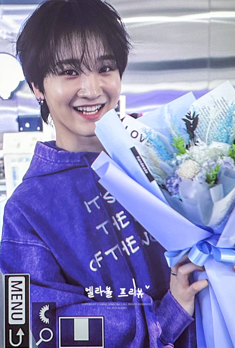 260330

은호야 데뷔 5주년 진심으로 추카해🩵

#NTX #엔티엑스 #조은호 #ウノ　
#은호 #EUNHO #우노다우노