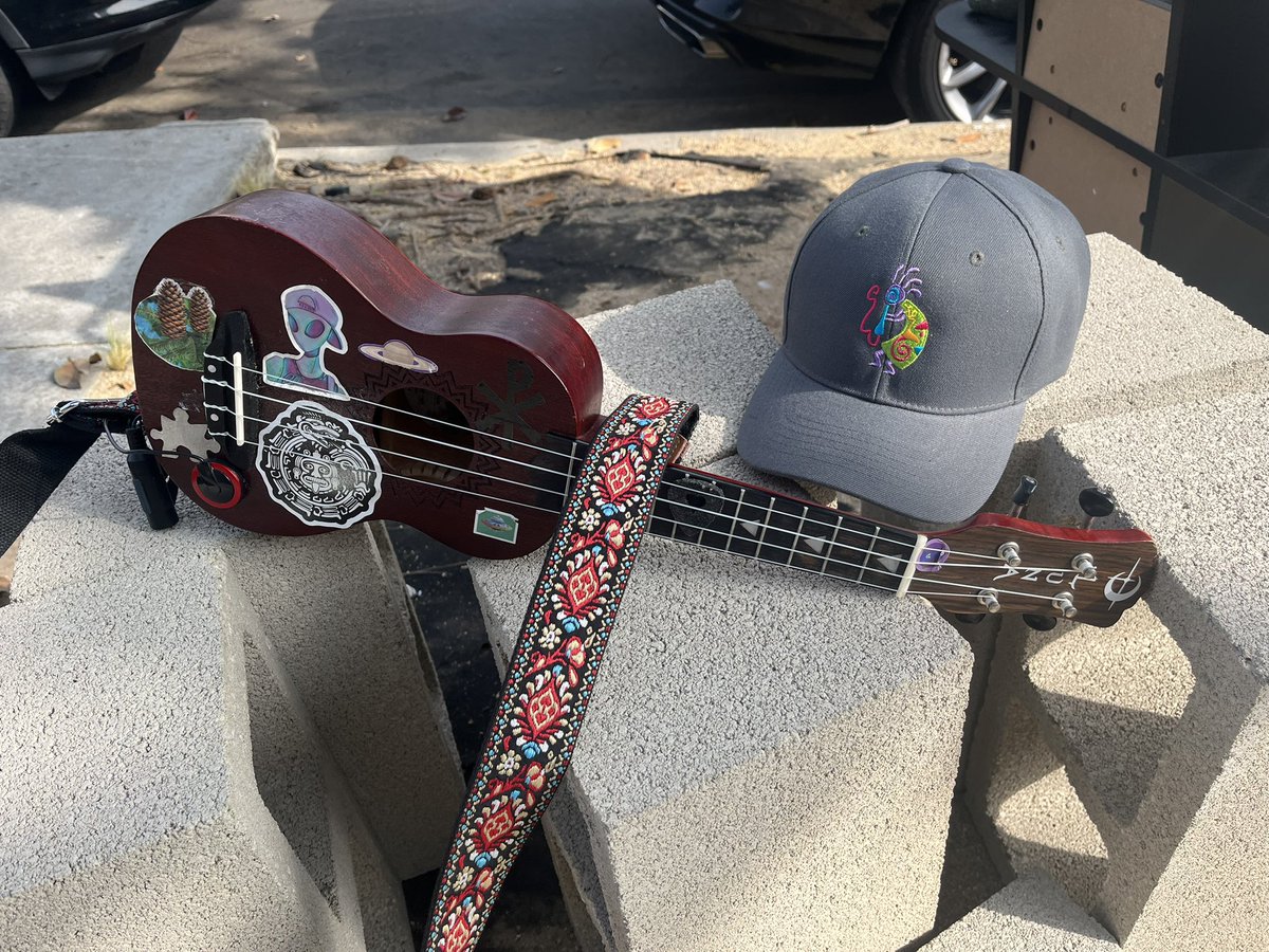 21st C. 🇺🇸 tweet media