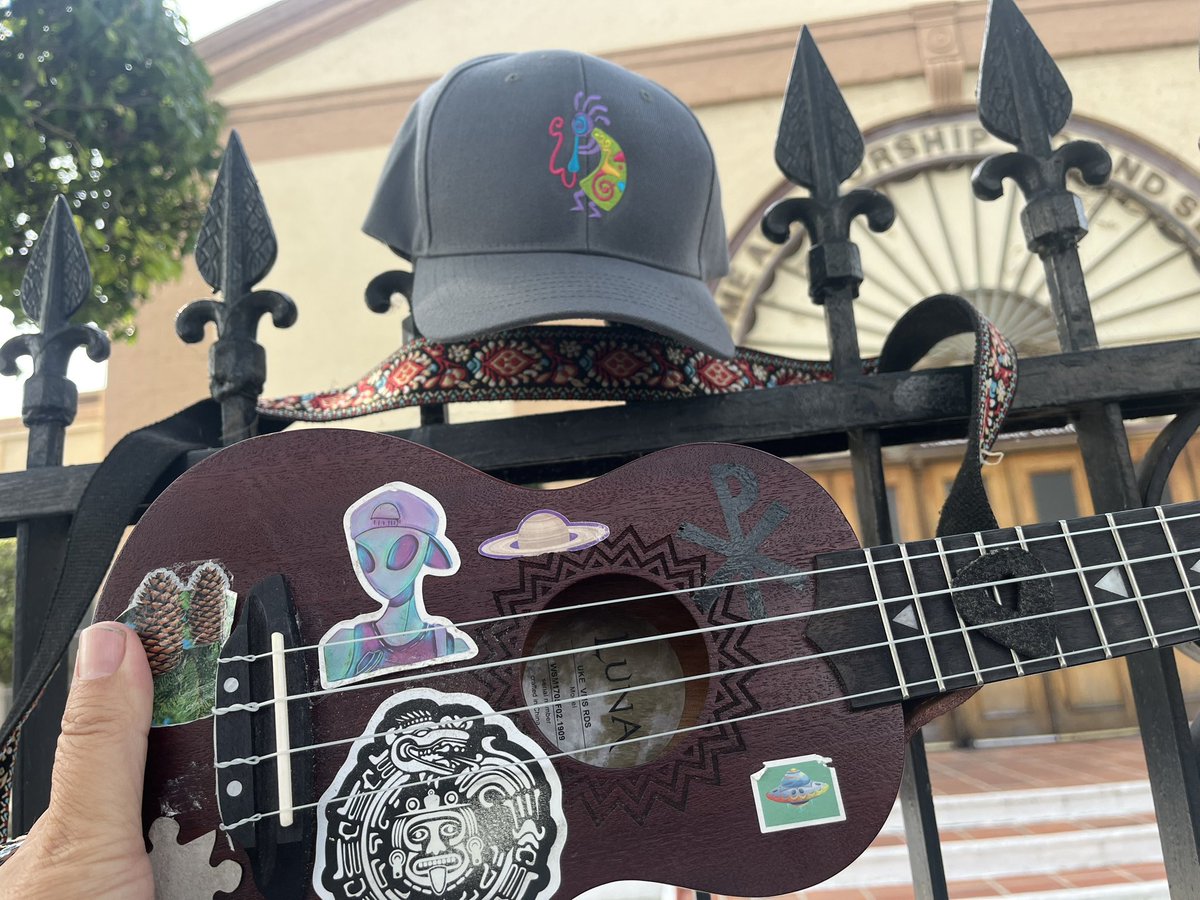 21st C. 🇺🇸 tweet media