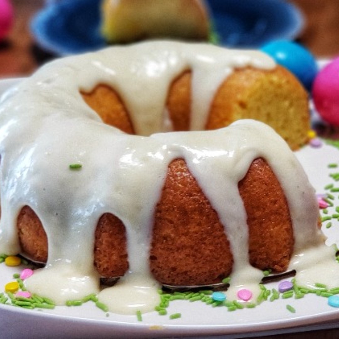 BagginsArizona's tweet image. Did you know all of our desserts are made in our main kitchen daily? All full size cake or brownies  serves 10-12 people. We bake fresh so order ahead.  bagginsgourmet.com/desserts/ #doit #youwontregretit #buylocal