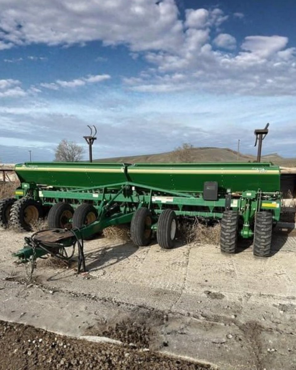 TractorHouse tweet media