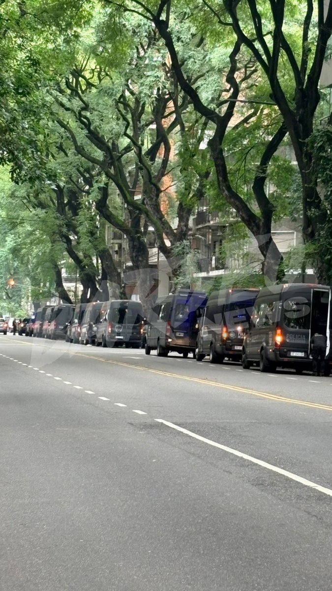 Arrepentidos de Milei tweet media