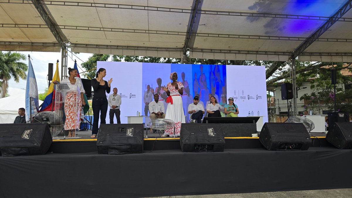 Andrés Lozano tweet media