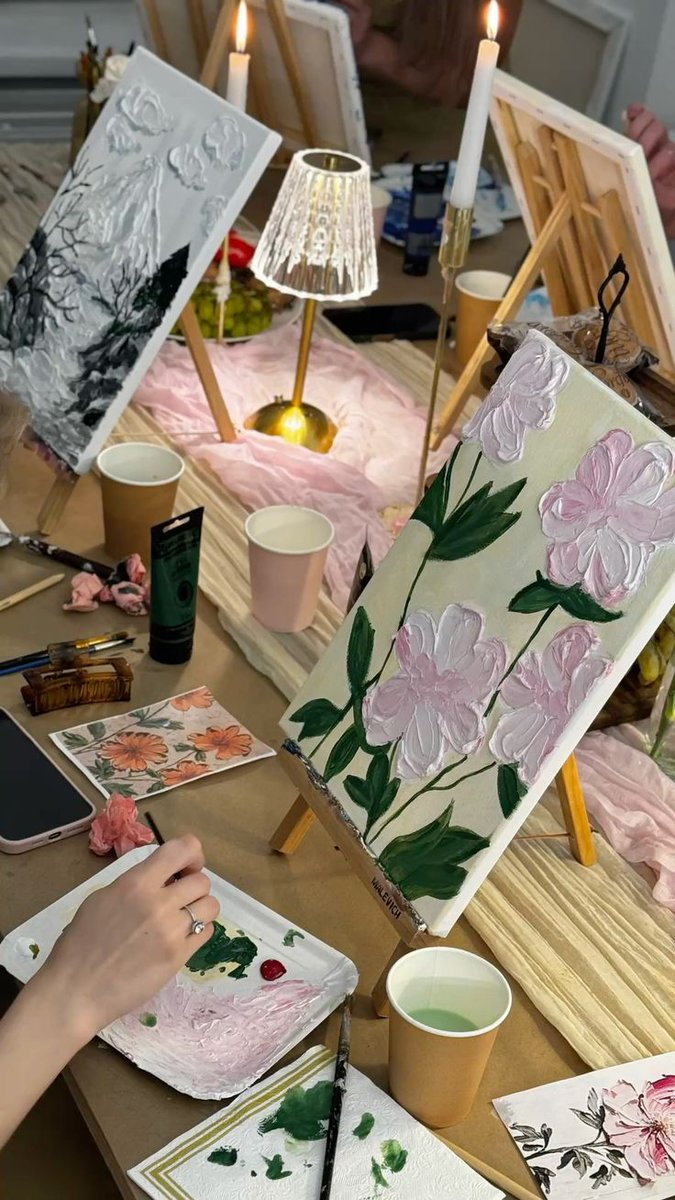 𝓔lisα. tweet media