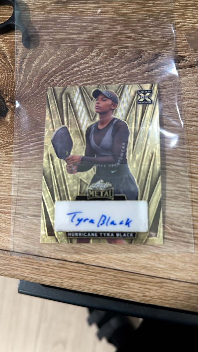 ohfenn's tweet photo. @Leaf_Cards 
This Ben John’s guy any good? https://t.co/8Rn2jGeJDP