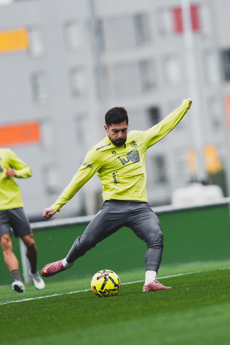 Real Racing Club tweet media