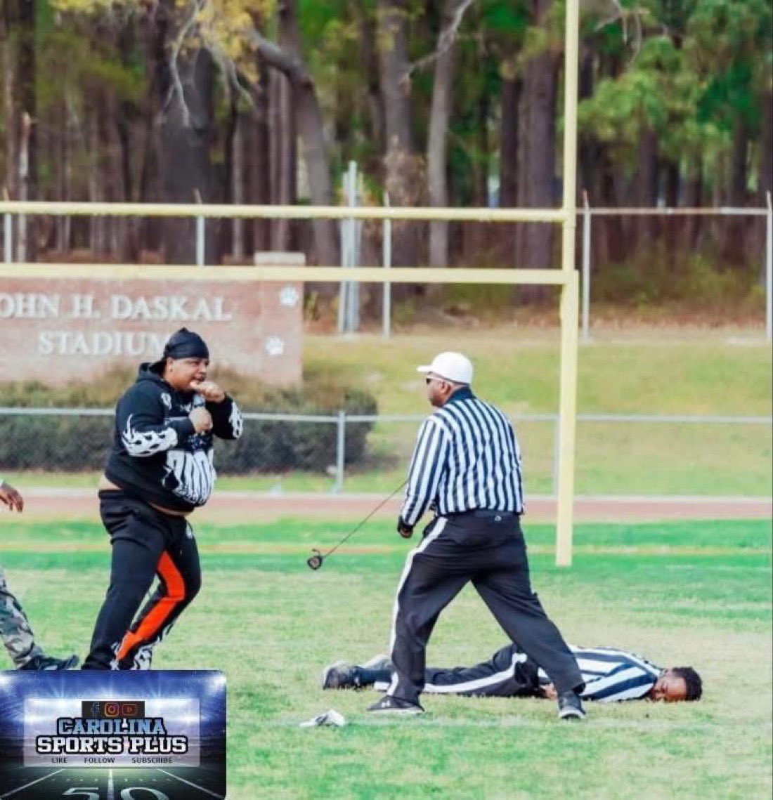 Bad Sports Refs tweet media