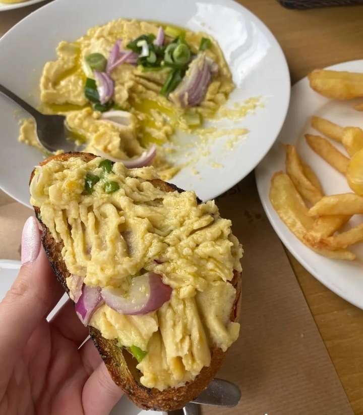 d_esp1na tweet media