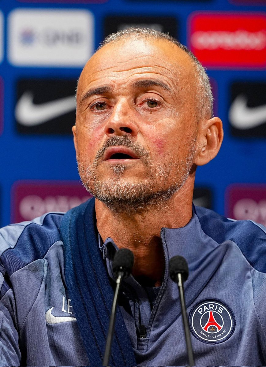 TeamCRonaldo's tweet photo. 🚨🎙️ Luis Enrique :

"Many say that Cristiano Ronaldo is finished, but I see a man in his 40 who still scores and competes at the highest level. He is a competitor who has no expiry date." https://t.co/6jTk7Xczbp