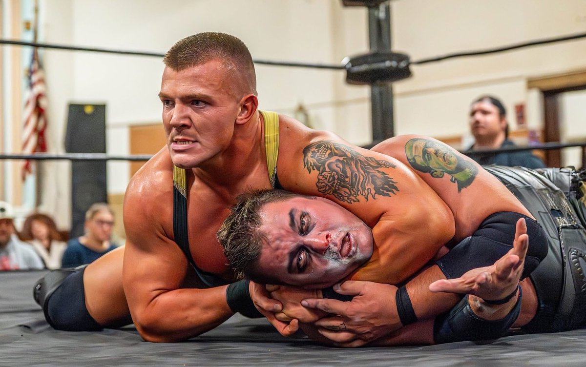 Wresadam tweet media