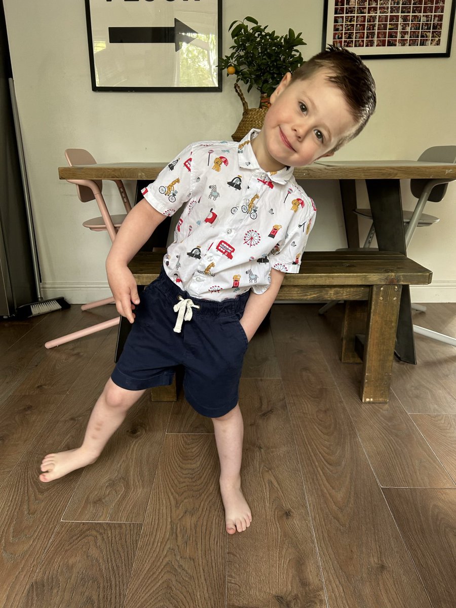 Ellie Lexie tweet media