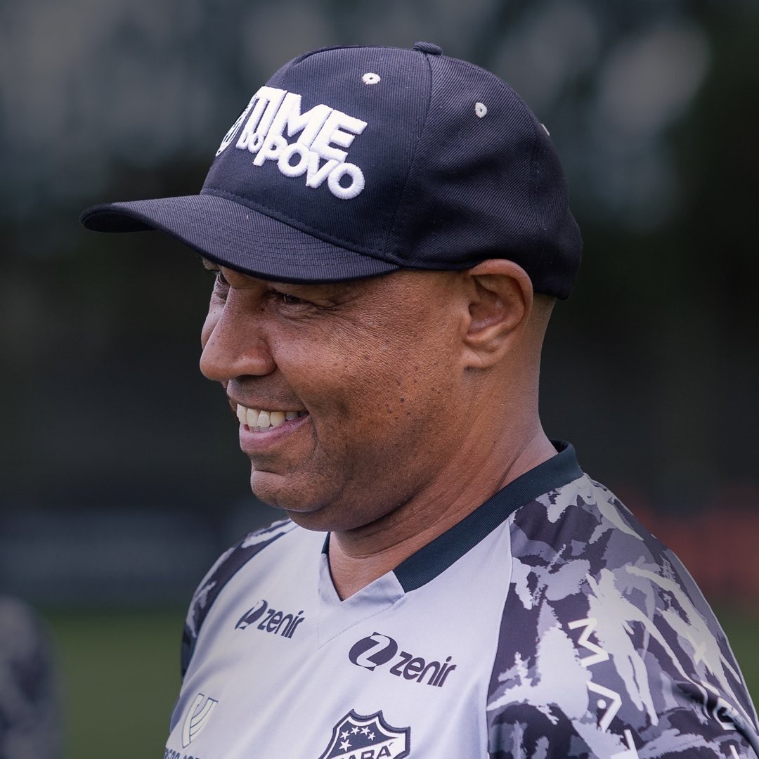 Menino Horácio tweet media