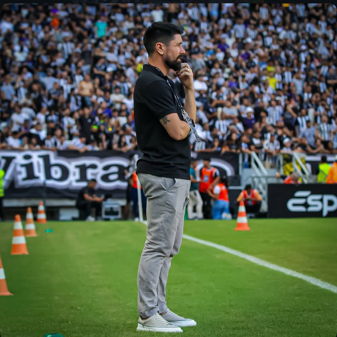 Menino Horácio tweet media