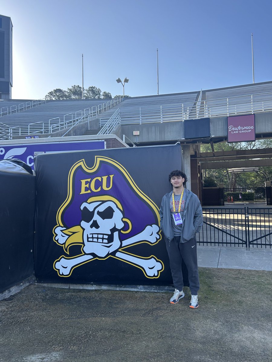 Graydon Iturralde tweet media