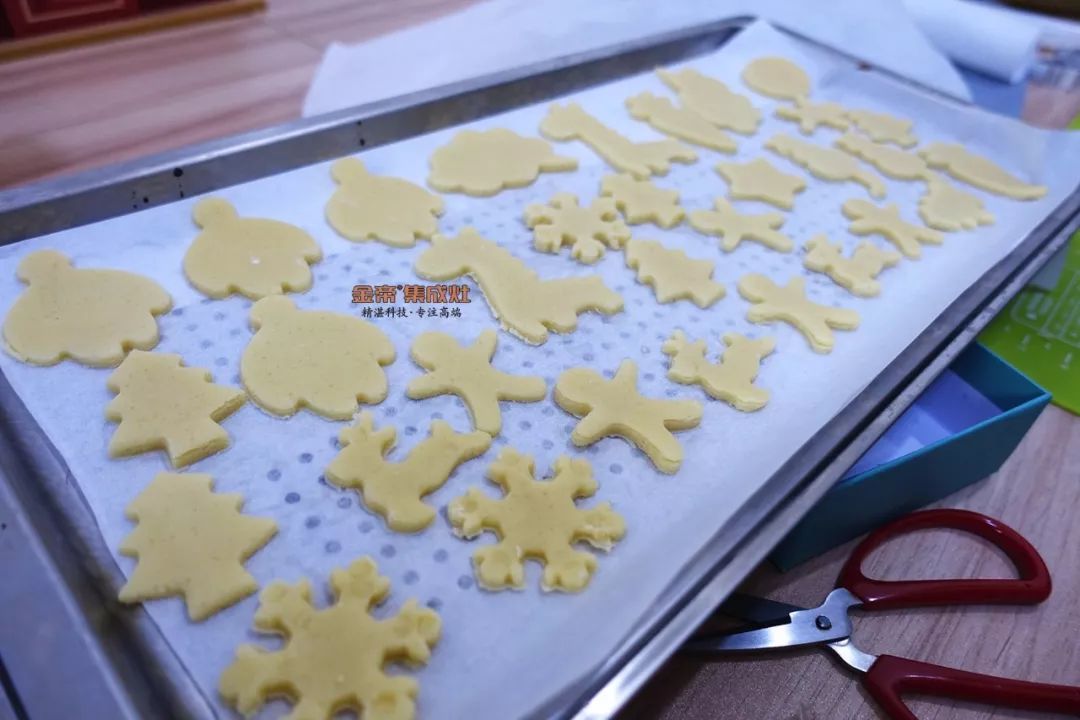 Éfren Alexander tweet media