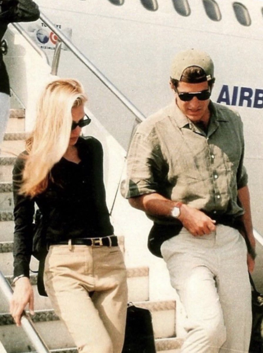 Old Istanbul Guide tweet media