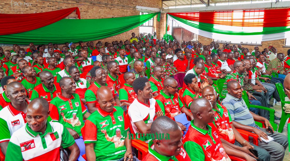 Intumwa Burundi tweet media