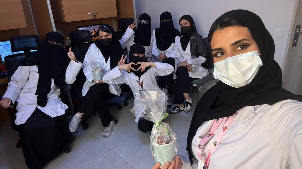 مـيَار بندر🐬 tweet media