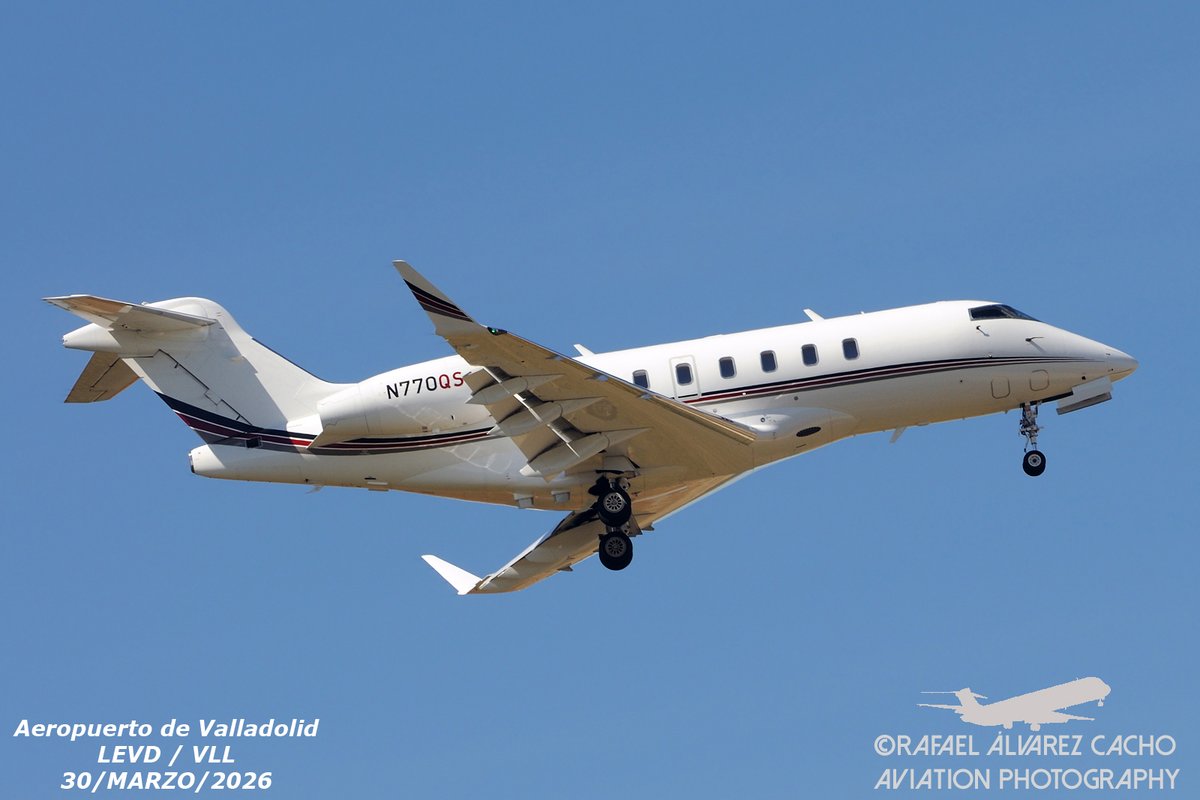 Hoy 30 de Marzo recibimos en el  <a href="/AeropuertoVll/">Aeropuerto de Valladolid</a> este <a href="/Bombardier/">Bombardier</a>  @bombardierjetsBD-100-1A10 Challenger 350 de @Netjets llegando desde Londres - #Luton    <a href="/LDNLutonAirport/">London Luton Airport</a> (EGGW / LTN) 🇬🇧 como N770QS. Final pista 05.  #bizjets