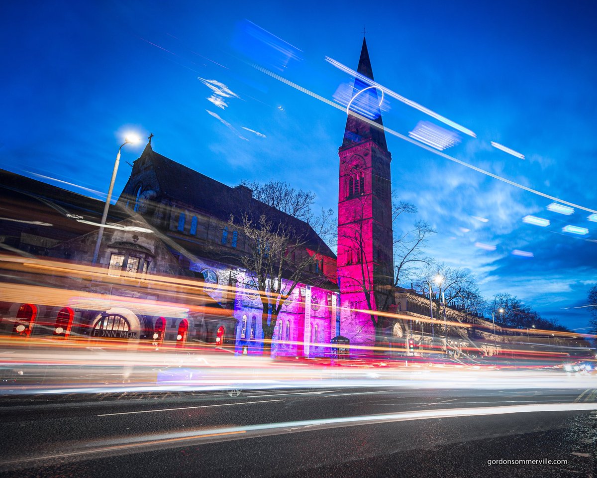 gsommerville27's tweet photo. Echoes of blue.
I wanted to capture a shot of Òran Mór during blue hour to give it a vivid backdrop while using a slow shutter to add light trails in the foreground. Combined it creates a beautiful symphony of light.
- -
#longexposure #lighttrails #OranMor #Glasgow #bluehour https://t.co/JLppsgpGHg