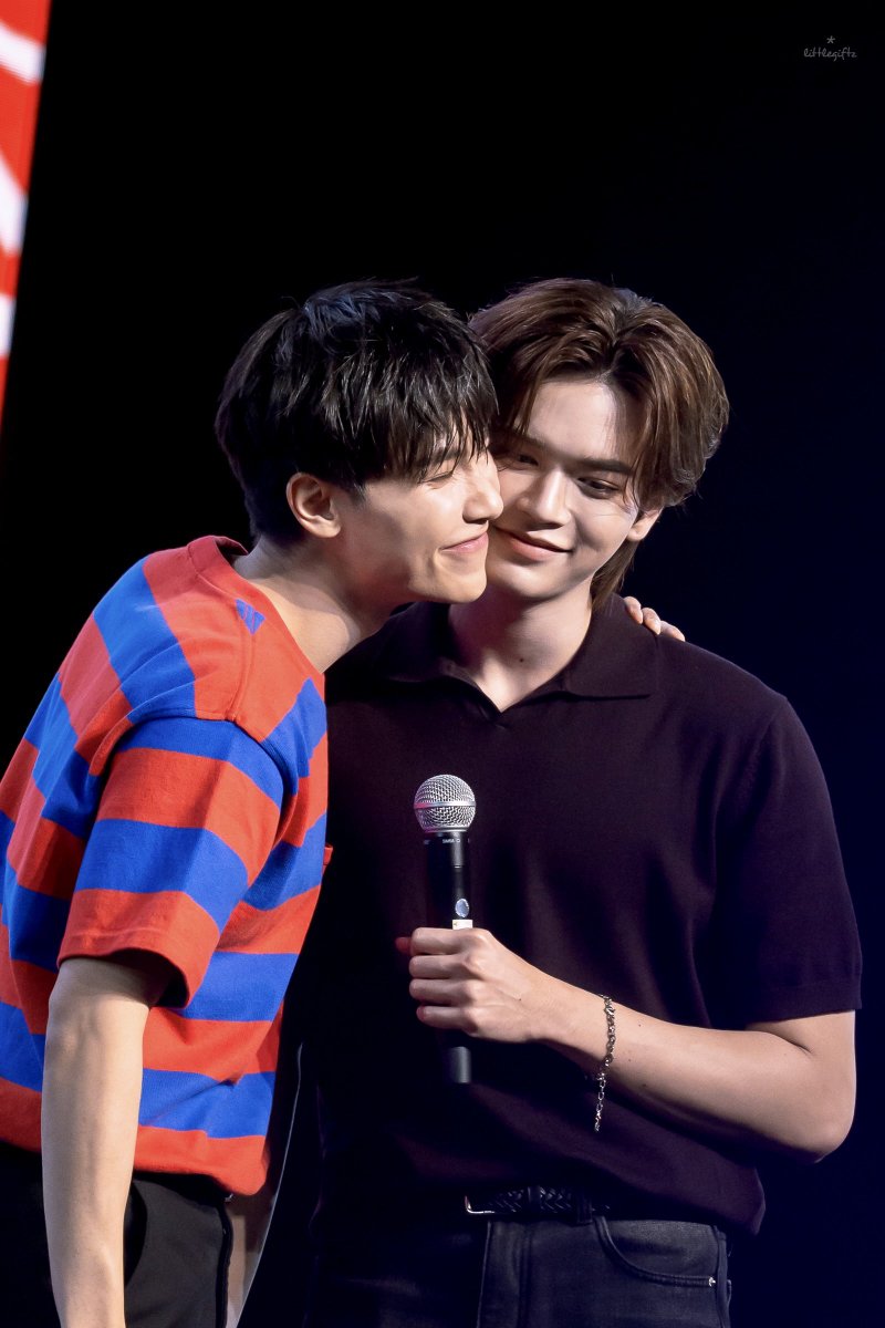 ℓ. 𝙂𝙄𝙁𝙏 ⸝⸝ ** tweet media