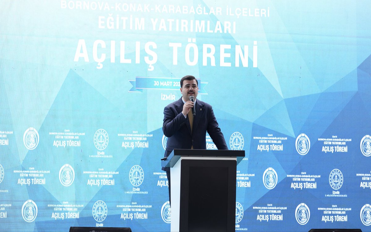 eyupkadirinan's tweet photo. 📍İzmir

Şehrimizde yapımı tamamlanan Tevfik İleri Ortaokulu ile birlikte 20 okulumuzun açılışını gerçekleştirdik. Bu açılışla birlikte yatırım bedeli tam 1 milyar 178 milyon lirayı aştı. Yine 2023’ten bugüne 108 yeni okul ve 2.361 dersliği İzmir’e kazandırdık. 

İzmir’in dört bir yanında yükselen eğitim yatırımlarımızın somut karşılığını hep birlikte görüyoruz. 

Bu gurur gününde, ömrünü bu millete vakfeden, eğitim davasını her şeyin üstünde tutan ve İzmir’imize olan sevgisini her fırsatta bu devasa yatırımlarla gösteren Türkiye Yüzyılı’nın mimarı Sayın Recep Tayyip Erdoğan’a, tüm İzmirliler adına en kalbi şükranlarımızı sunuyoruz. 

Evlatlarımız için çalışmaya devam edeceğiz.