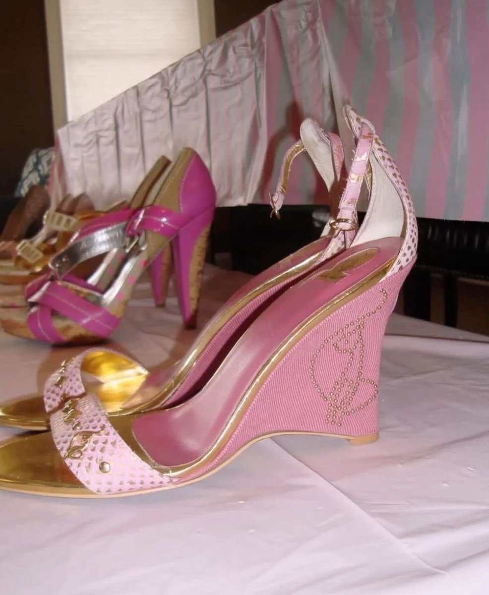 strawberry cake dolly ˚ʚ♡ɞ˚ tweet media