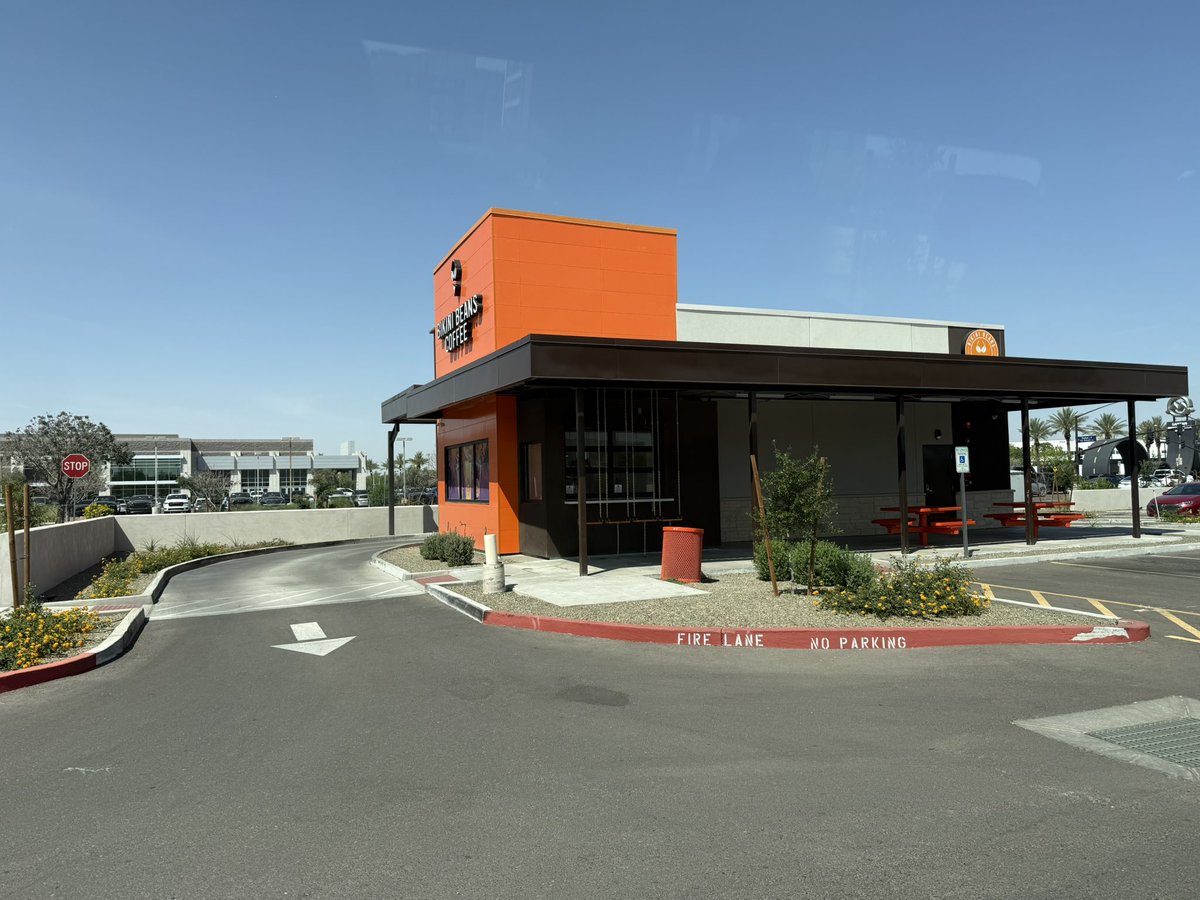 Chris Hatch tweet media