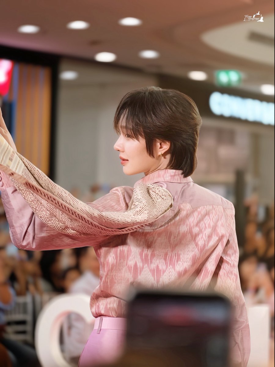 나비 🦋🫧 tweet media