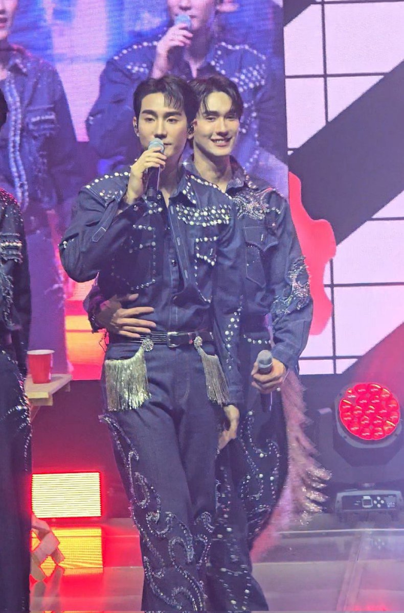 യbơ bơ♡ tweet media