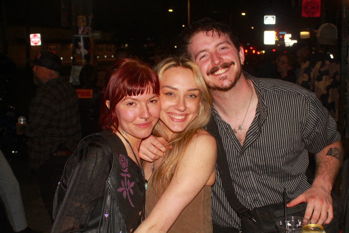 lana del gay tweet media