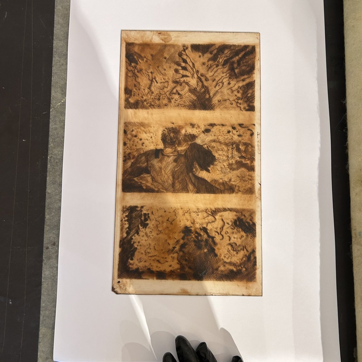 m |-/ shop is open! tweet media