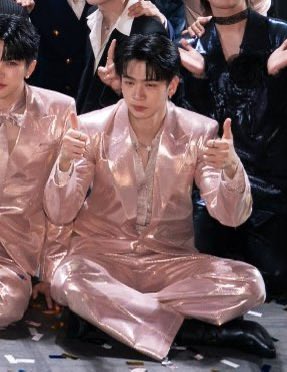 𝗦𝘁𝗮𝘁𝘂𝘀: ฝึกเป็นแม่พี่จอมตี๋อโยธยา🐶✨ tweet media