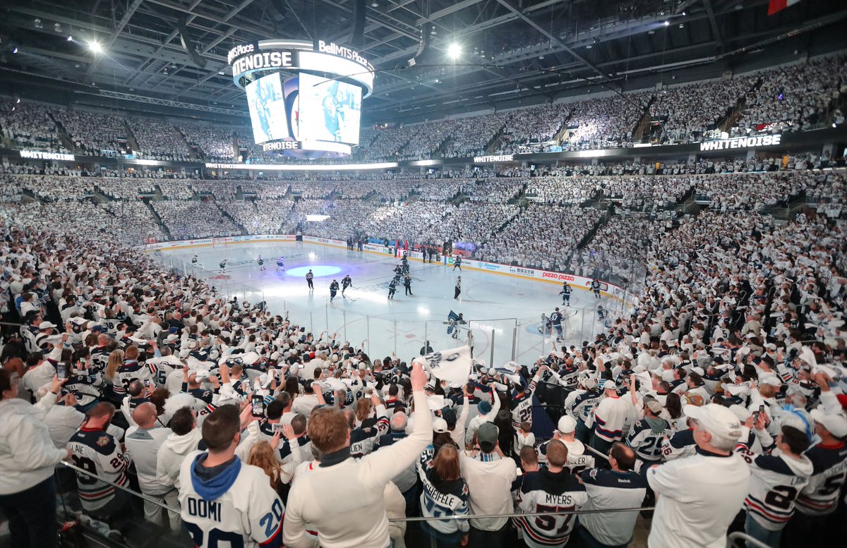 NHLJets's tweet photo. @Kitkat_1216 We're biased, but this is the best arena in the NHL ✈️🏟️💙 https://t.co/BkfxL4xly6