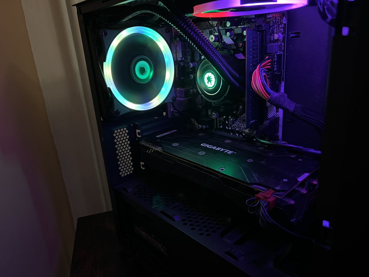 𝖑𝖆𝖚𝖗𝖊𝖓 ☠︎︎༒︎𖤐༒︎☠︎︎ tweet media