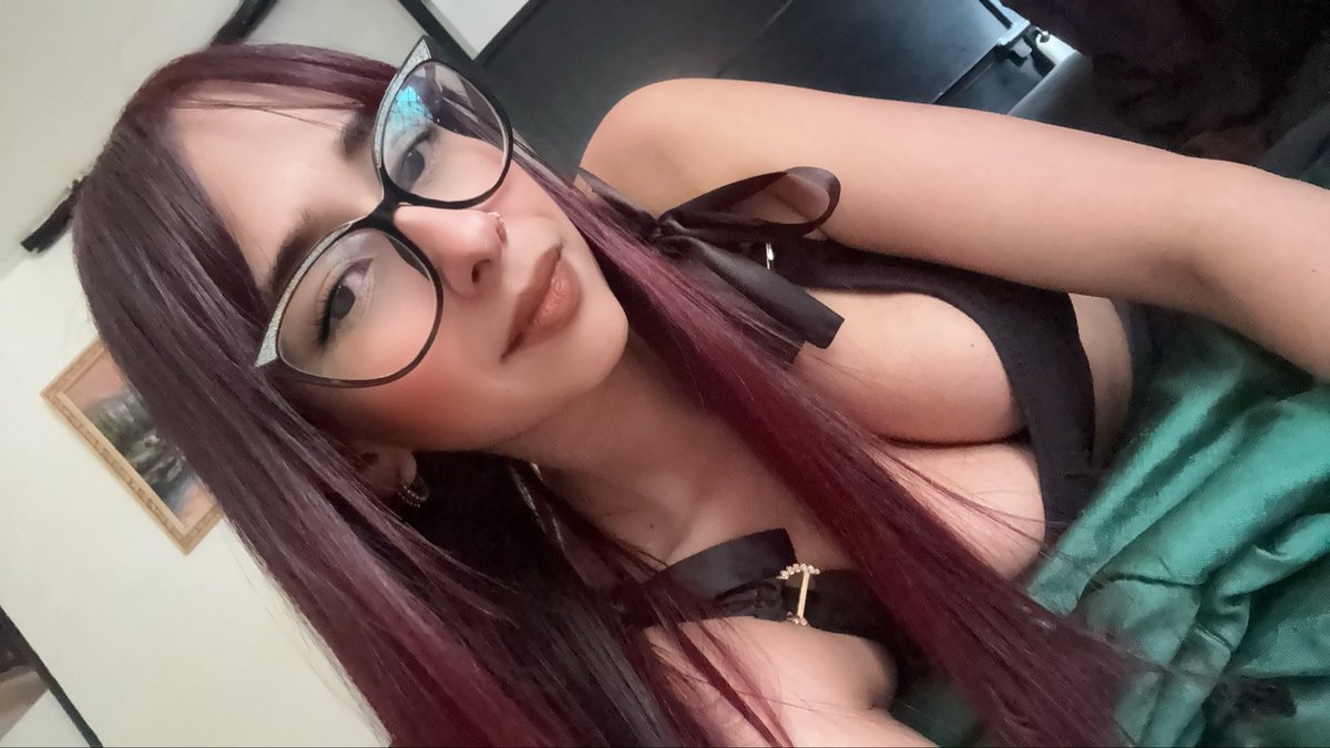 𝓐𝓻𝓲𝓪𝓭𝓷𝓪 🫦 tweet media