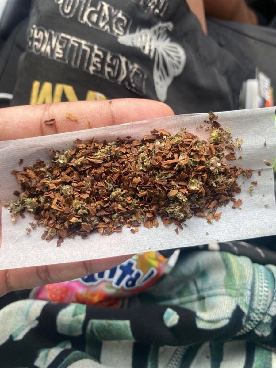 Stoner Barbie tweet media