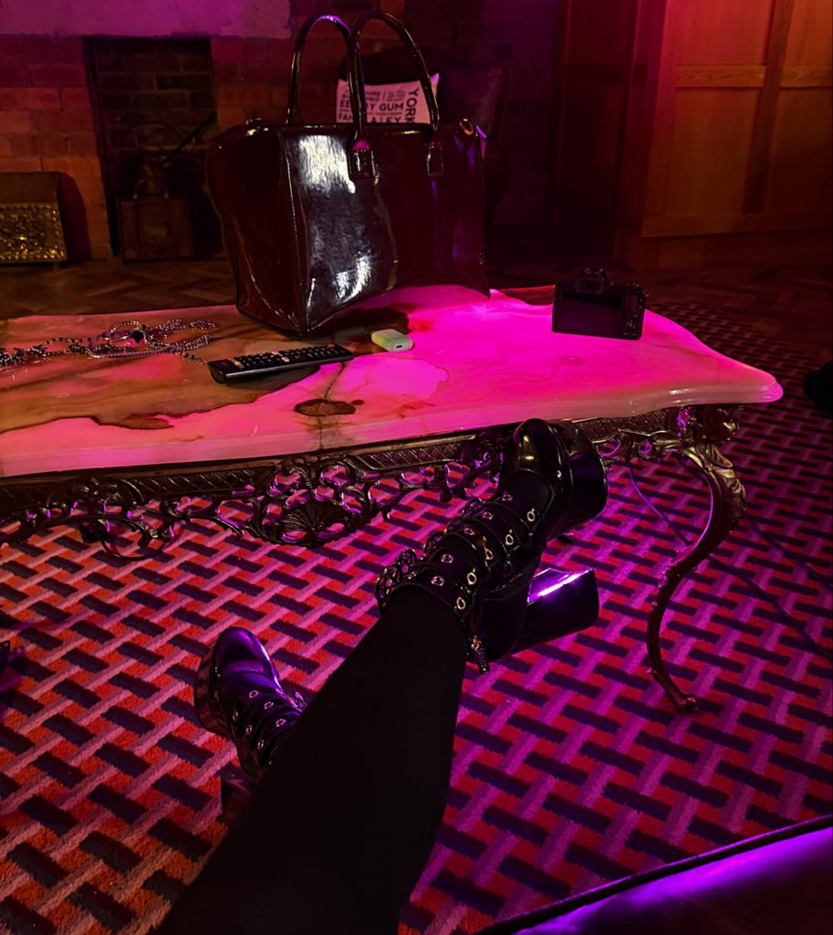 Goddess Vici tweet media