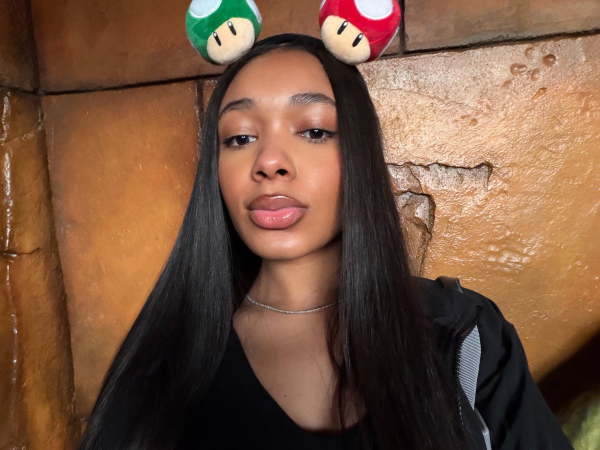 𝑫𝒆𝒎𝒊’ 𝑳𝒐𝒏𝒅𝒐𝒏 ☆ tweet media