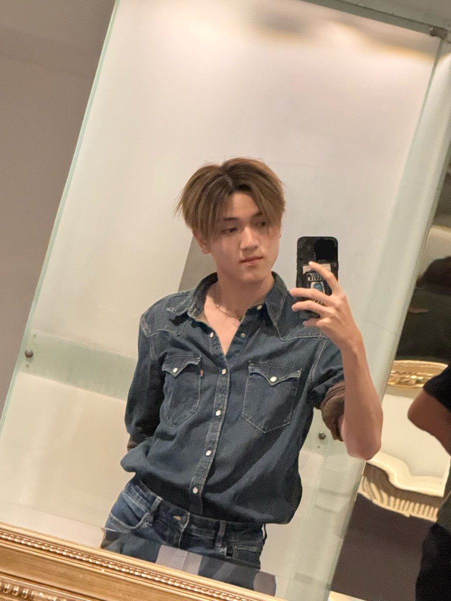 ชีสที่ชอบพิมพ์ อิอิ tweet media