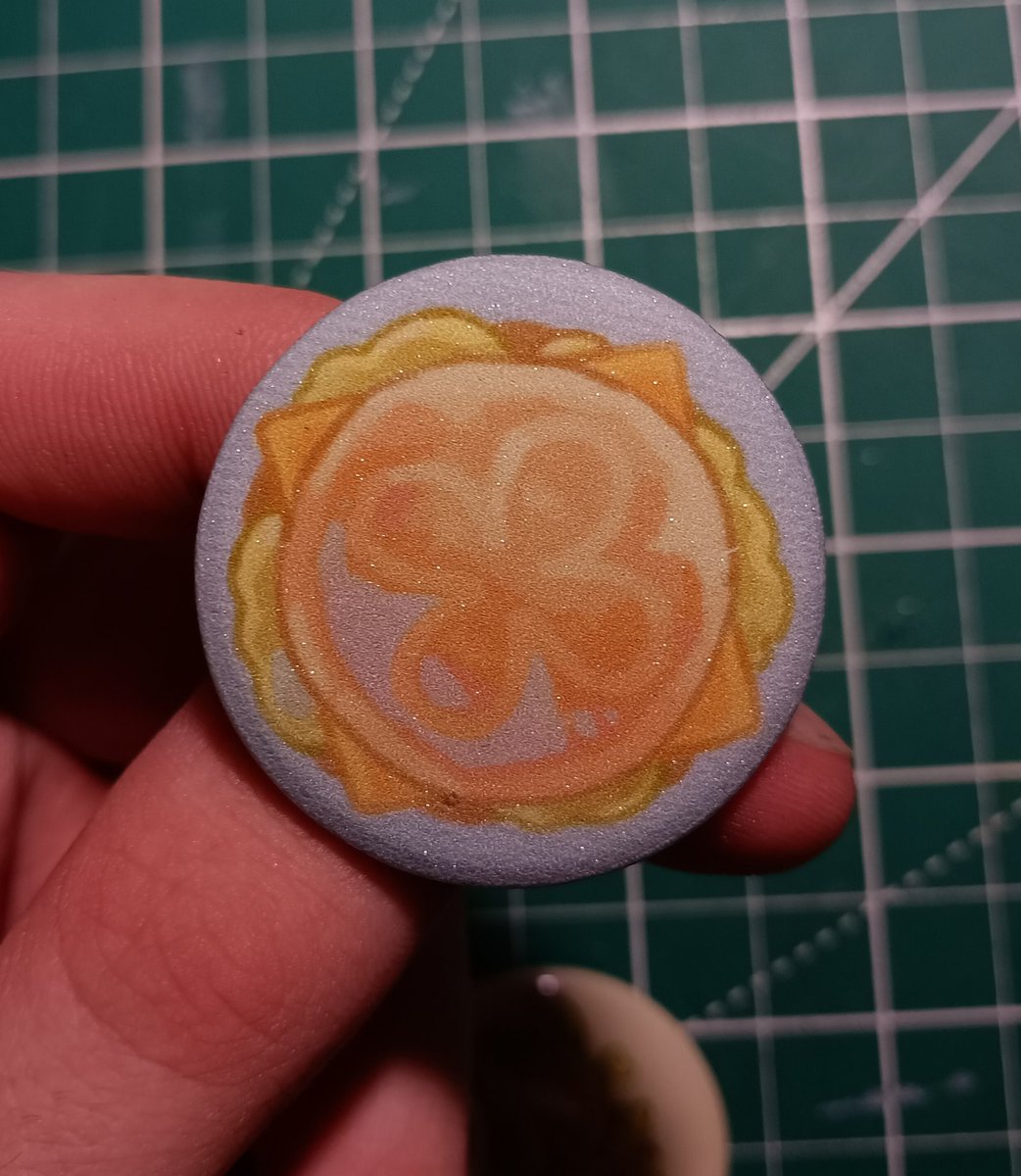 Moon🌱 tweet media