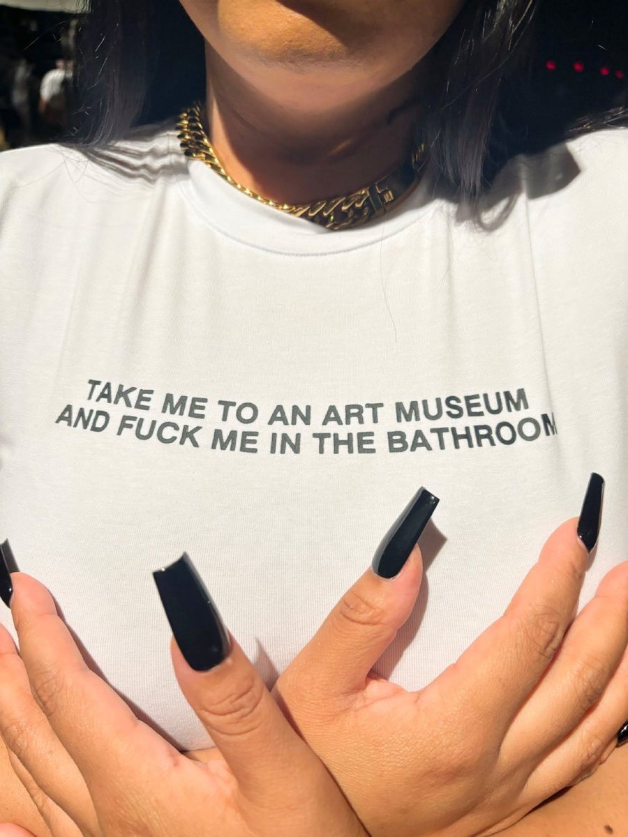 plasticonthesofa tweet media