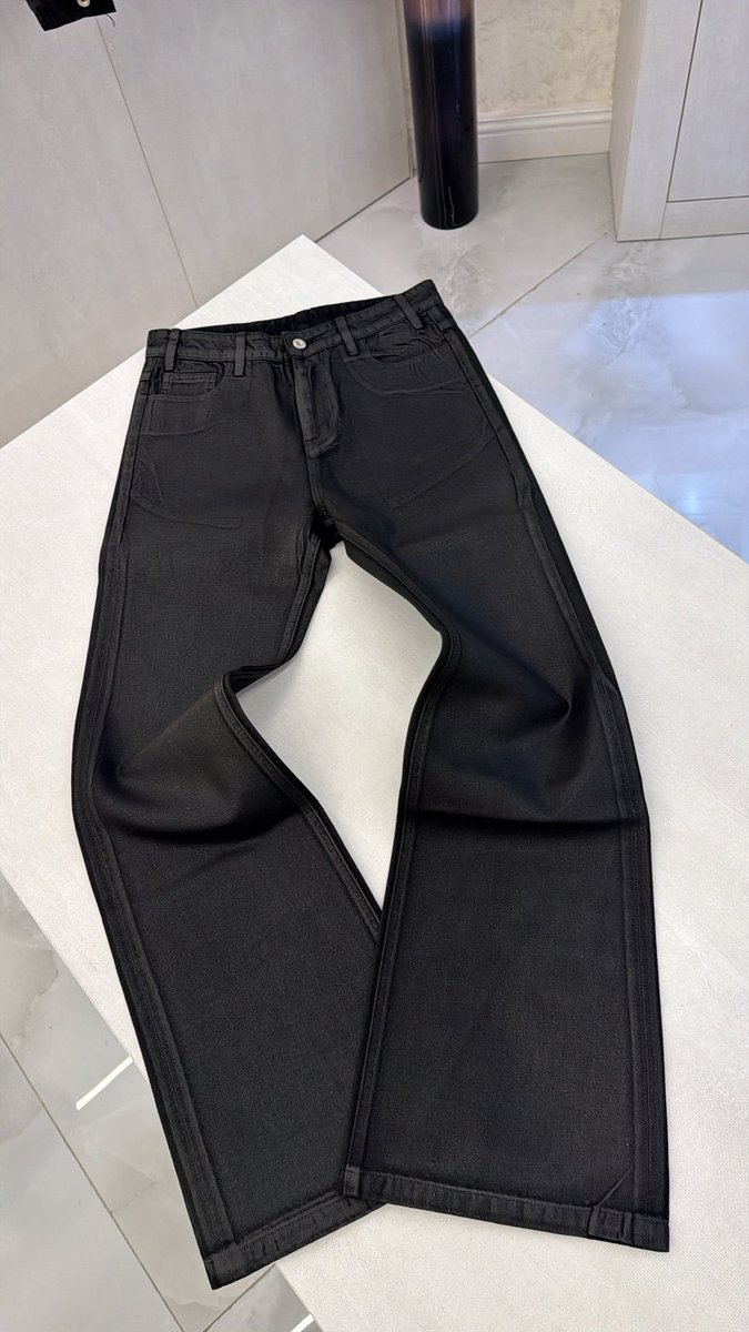 Nero small no small🧃 tweet media