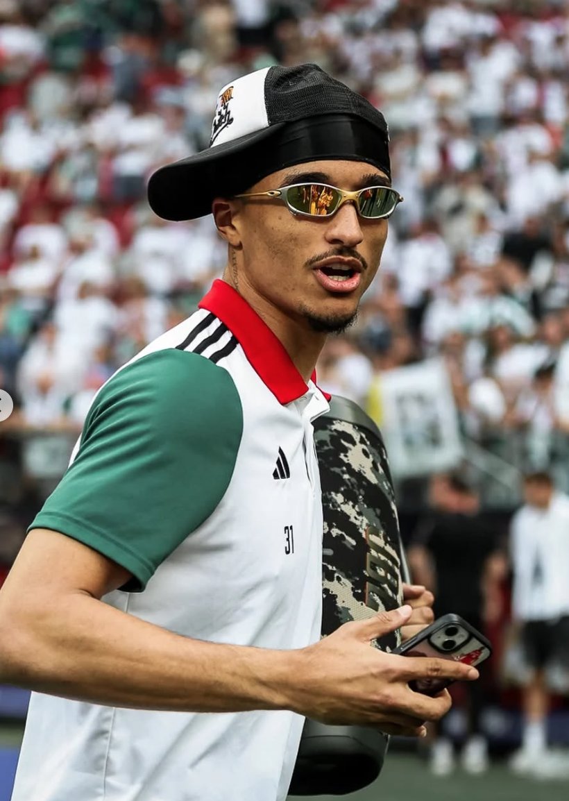 𝘽𝙖𝙧𝙩𝙤 tweet media